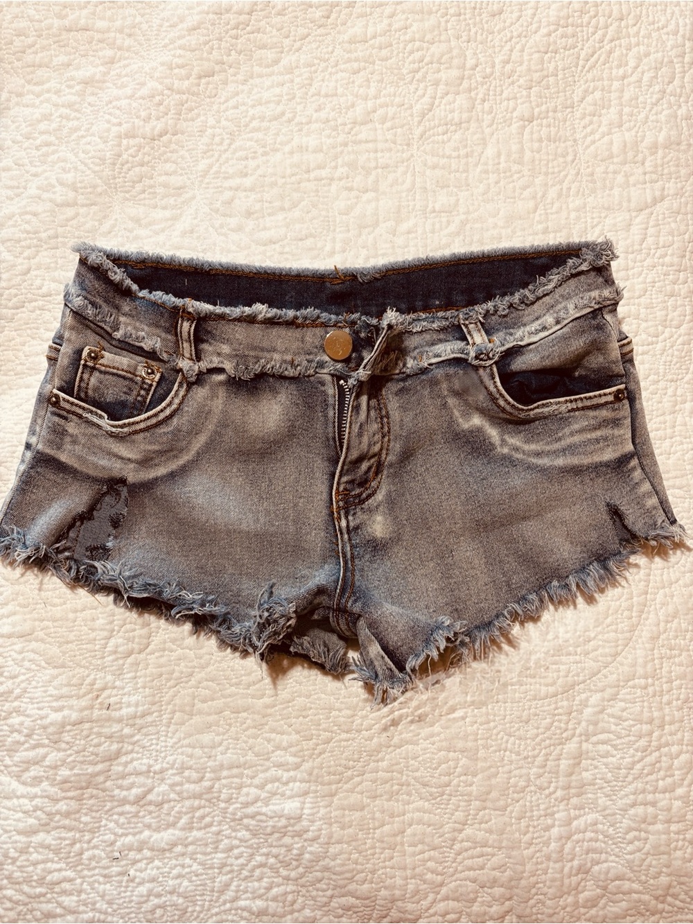 Women's Frayed Hem Light Wash Denim Micro Shorts- No Brand, Custom Made